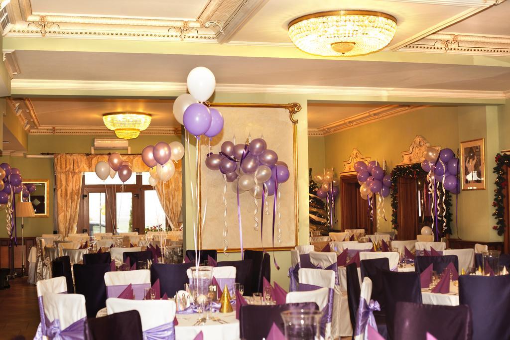 Tyniec Maly Hotel Sportwerk מראה חיצוני תמונה