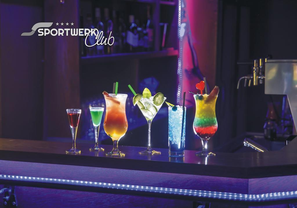 Tyniec Maly Hotel Sportwerk מראה חיצוני תמונה
