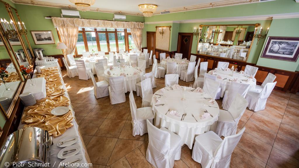 Tyniec Maly Hotel Sportwerk מראה חיצוני תמונה