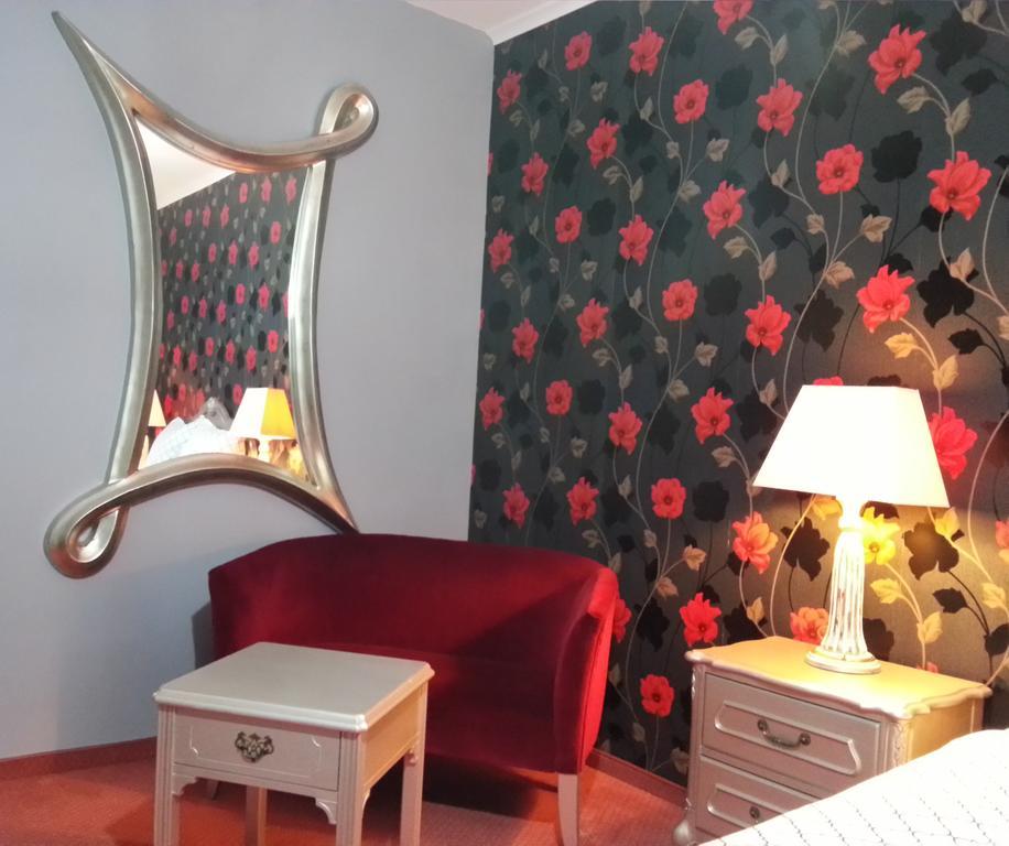 Tyniec Maly Hotel Sportwerk מראה חיצוני תמונה
